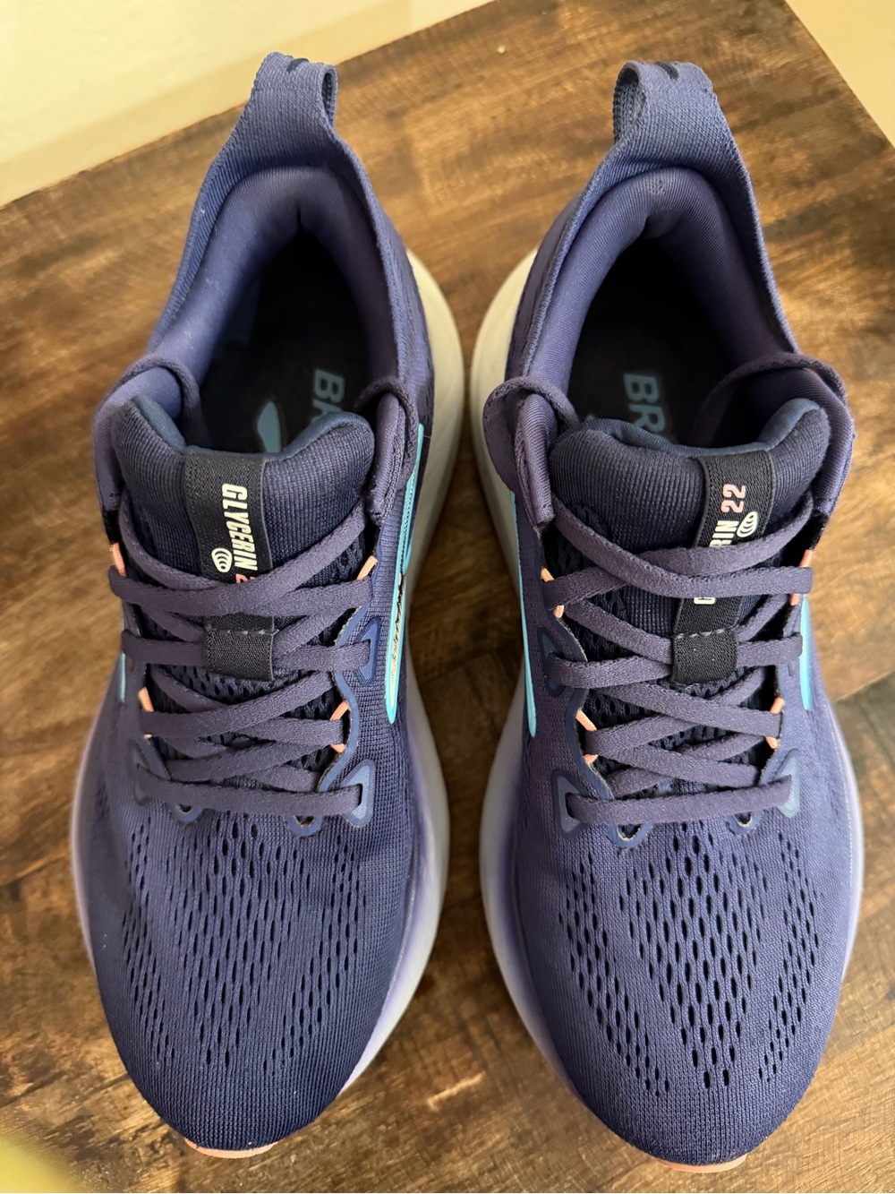 Brooks Glycerin 22 Women’s Size 7 Blue Running Shoes 1204341B429